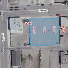 Aerial view of lots for sale. The lots are highlighted in a blue square.
